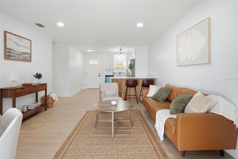 Duplex à vendre à Orlando, Floride: 3 chambres, 90.12 m2 № 2416825 - photo 22