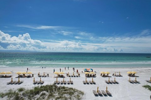 Condo in Sarasota, Florida, 2 bedrooms  № 2298774 - photo 6