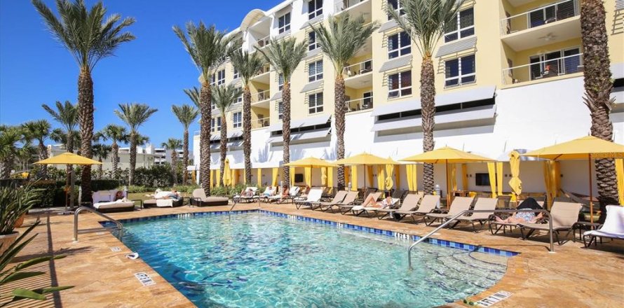 Condo in Sarasota, Florida, 2 bedrooms  № 2298774