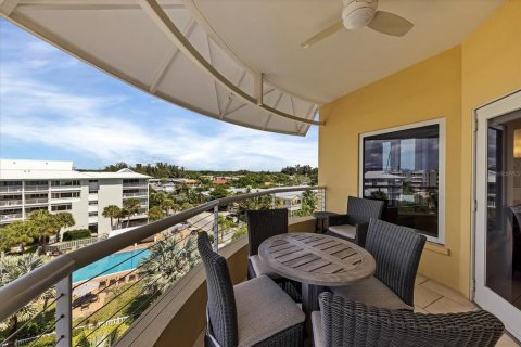 Condo in Sarasota, Florida, 2 bedrooms  № 2298774 - photo 5
