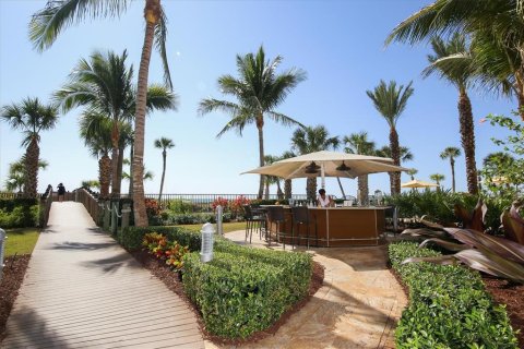 Condo in Sarasota, Florida, 2 bedrooms  № 2298774 - photo 27