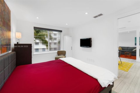 Снять в аренду кондоминиум в Майами-Бич, Флорида 2 спальни, 66.89м2, № 1881807 - фото 9