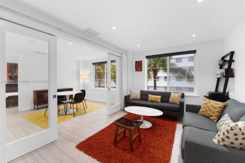 Снять в аренду кондоминиум в Майами-Бич, Флорида 2 спальни, 66.89м2, № 1881807 - фото 15