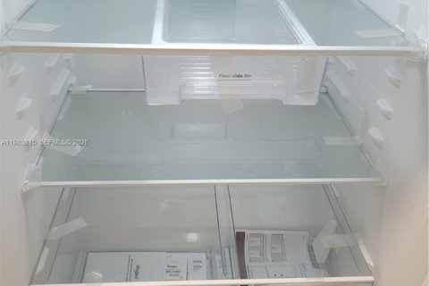 Снять в аренду кондоминиум в Помпано-Бич, Флорида 3 спальни, 108.7м2, № 2045414 - фото 6