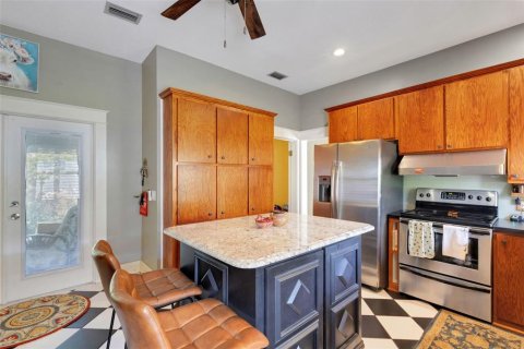 House in Lakeland, Florida 3 bedrooms, 150.97 sq.m. № 1886083 - photo 13