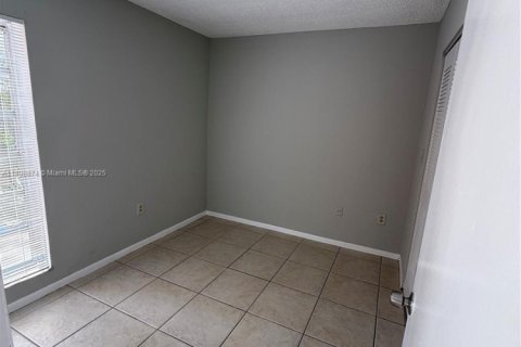 Condominio en venta en Miami, Florida, 2 dormitorios, 67.63 m2 № 1745966 - foto 10