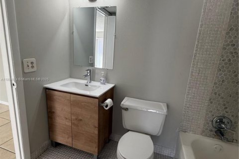 Condominio en venta en Miami, Florida, 2 dormitorios, 67.63 m2 № 1745966 - foto 9