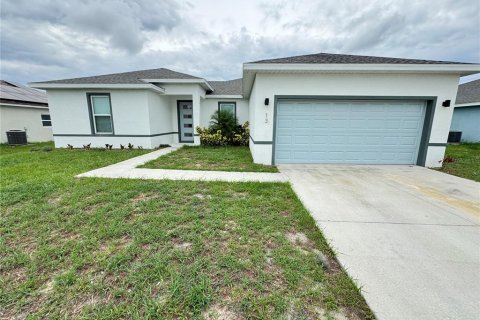 Casa en alquiler en Poinciana, Florida, 4 dormitorios, 149.11 m2 № 1856064 - foto 1