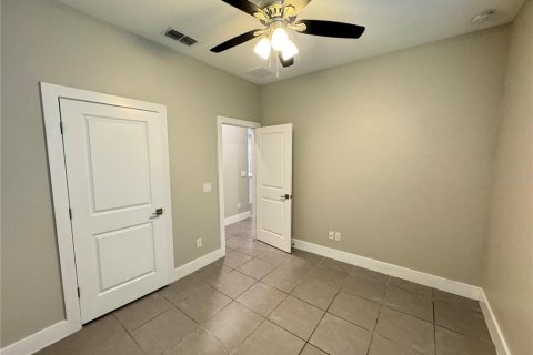 Casa en alquiler en Poinciana, Florida, 4 dormitorios, 149.11 m2 № 1856064 - foto 17
