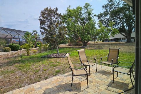 House in Sun City Center, Florida 2 bedrooms, 180.79 sq.m. № 2227596 - photo 8