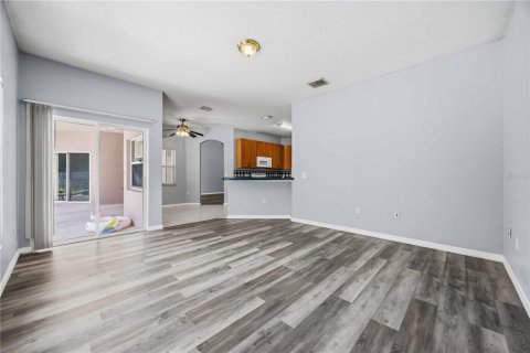 Casa en venta en Kissimmee, Florida, 3 dormitorios, 178.56 m2 № 2237294 - foto 12