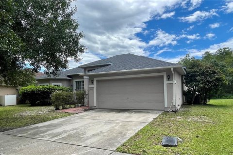 Casa en venta en Kissimmee, Florida, 3 dormitorios, 178.56 m2 № 2237294 - foto 30