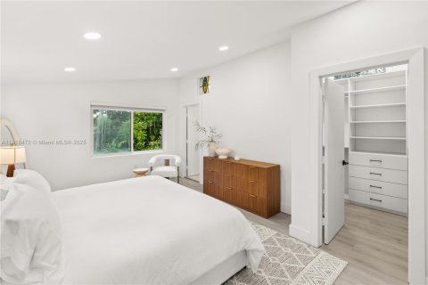 Casa en venta en Miami, Florida, 3 dormitorios, 183.76 m2 № 1974056 - foto 30
