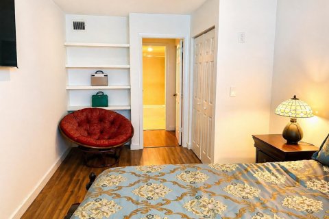 Condo in Plantation, Florida, 2 bedrooms  № 2189746 - photo 20