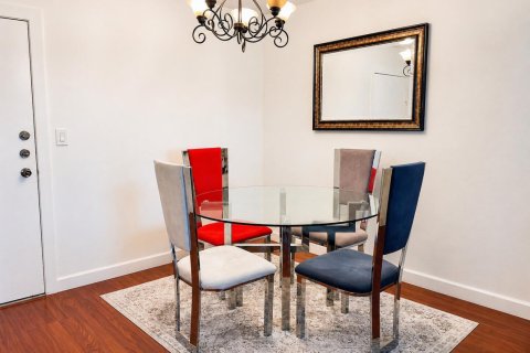 Condo in Plantation, Florida, 2 bedrooms  № 2189746 - photo 8