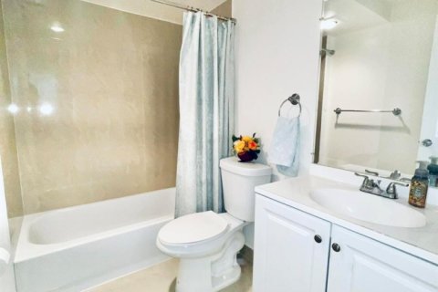 Condo in Plantation, Florida, 2 bedrooms  № 2189746 - photo 21
