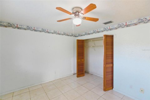 House in Punta Gorda, Florida 2 bedrooms, 98.85 sq.m. № 1911113 - photo 14