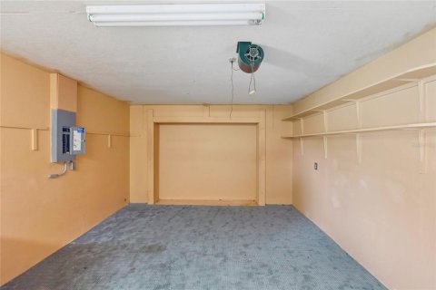 House in Punta Gorda, Florida 2 bedrooms, 98.85 sq.m. № 1911113 - photo 20