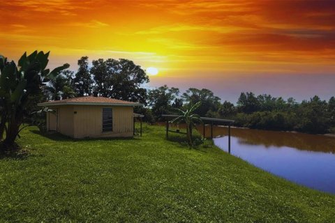 House in Punta Gorda, Florida 2 bedrooms, 98.85 sq.m. № 1911113 - photo 26