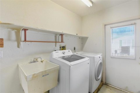 House in Punta Gorda, Florida 2 bedrooms, 98.85 sq.m. № 1911113 - photo 21