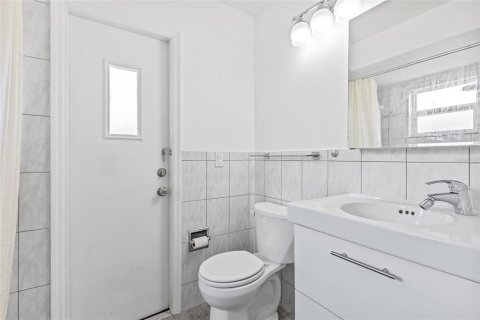 House in Orlando, Florida 3 bedrooms, 136.57 sq.m. № 1885863 - photo 13