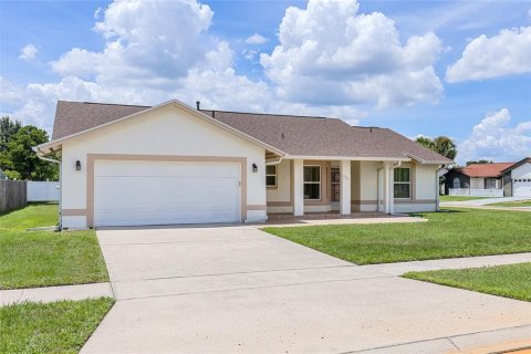House in Orlando, Florida 3 bedrooms, 136.57 sq.m. № 1885863 - photo 20