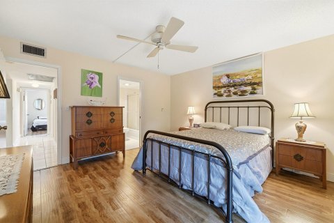 Condo in Coconut Creek, Florida, 2 bedrooms № 2259827 - photo 20