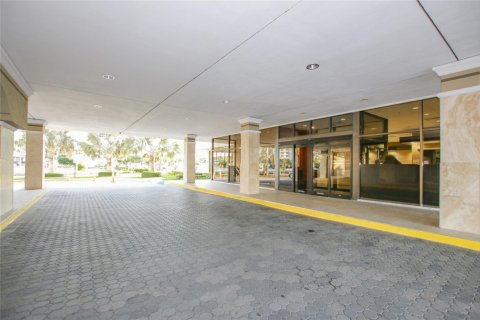 Copropriété à vendre à Sunny Isles Beach, Floride: 2 chambres, 95.04 m2 № 648322 - photo 1