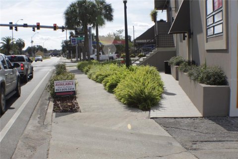 Propiedad comercial en alquiler en Lake Wales, Florida, 108.88 m2 № 1254898 - foto 5