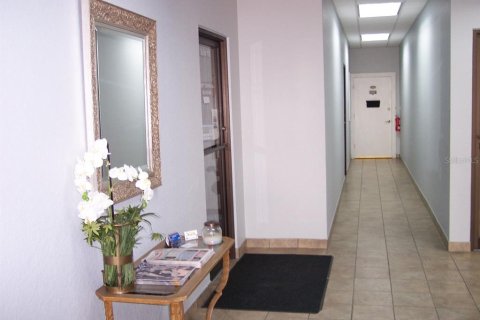 Propiedad comercial en alquiler en Lake Wales, Florida, 108.88 m2 № 1254898 - foto 30