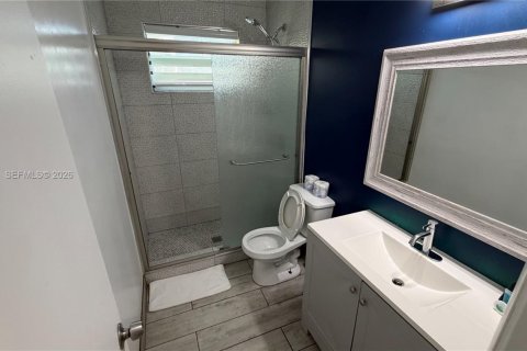 Casa en alquiler en Bay Harbor Islands, Florida, 2 dormitorios, 71.53 m2 № 2048154 - foto 14