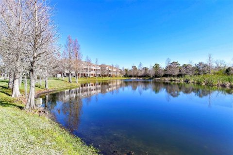 Townhouse in Lakewood Ranch, Florida 2 bedrooms, 101.45 sq.m. № 1651883 - photo 3