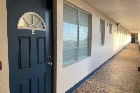 Copropriété à louer à Clearwater, Floride: 1 chambre, 81.29 m2 № 2144740 - photo 3