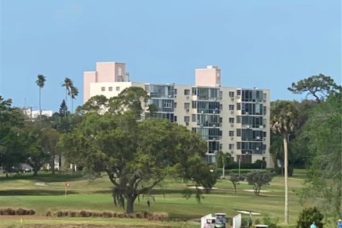 Copropriété à louer à Clearwater, Floride: 1 chambre, 81.29 m2 № 2144740 - photo 14