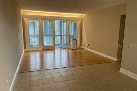 Copropriété à louer à Clearwater, Floride: 1 chambre, 81.29 m2 № 2144740 - photo 4