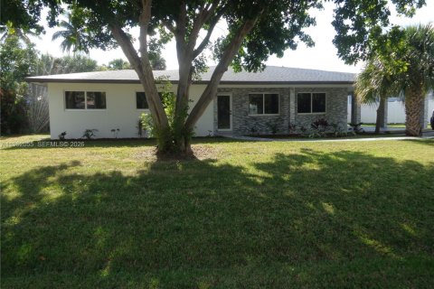 Villa ou maison à St. Lucie, Floride 3 chambres, 172.98 m2 № 2024720