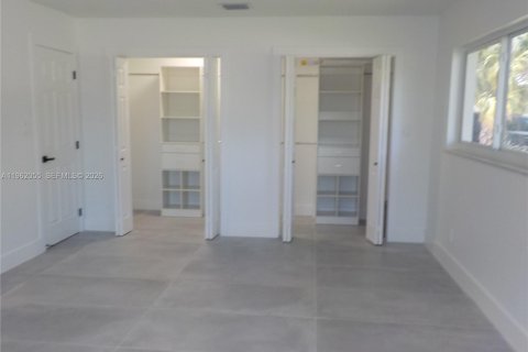 Villa ou maison à vendre à St. Lucie, Floride: 3 chambres, 172.98 m2 № 2024720 - photo 16