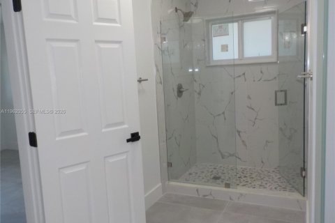 Villa ou maison à vendre à St. Lucie, Floride: 3 chambres, 172.98 m2 № 2024720 - photo 26