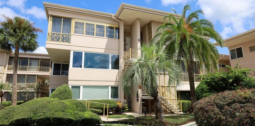 Condo à Winter Park, Floride, 2 chambres  № 2312297