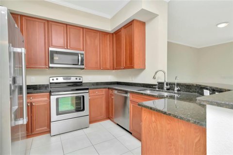 Купить кондоминиум в Нью-Порт-Ричи, Флорида 6 комнат, 139.35м2, № 2166280 - фото 4