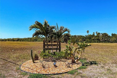 Terreno en venta en Punta Gorda, Florida № 2097408 - foto 9
