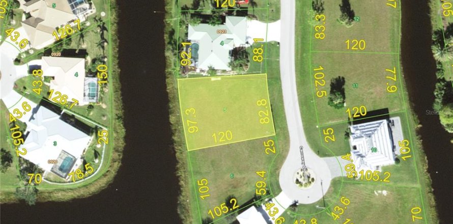 Terreno en Punta Gorda, Florida № 2097408