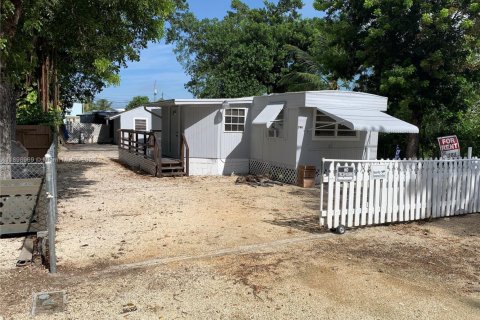 Снять в аренду квартиру в Ки-Ларго, Флорида 3 спальни, 78.6м2, № 1951144 - фото 1