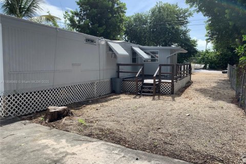 Снять в аренду квартиру в Ки-Ларго, Флорида 3 спальни, 78.6м2, № 1951144 - фото 6