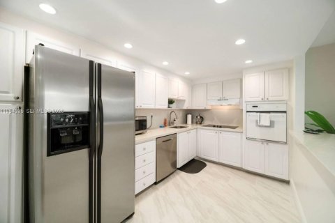 Снять в аренду кондоминиум в Санни-Айлс-Бич, Флорида 1 спальня, 93.37м2, № 2008320 - фото 9