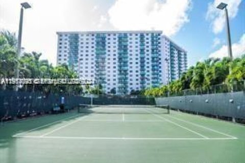 Снять в аренду кондоминиум в Санни-Айлс-Бич, Флорида 1 спальня, 93.37м2, № 2008320 - фото 24