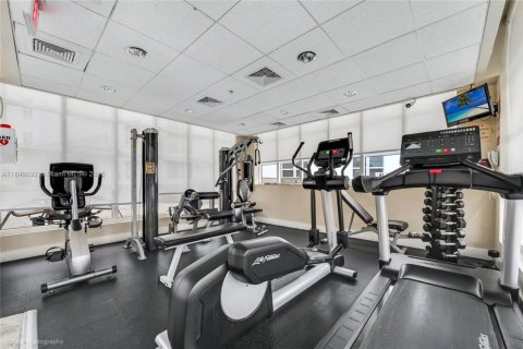 Condo in Coral Gables, Florida, 3 bedrooms  № 1857044 - photo 13