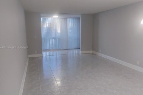 Купить виллу или дом в Дания-Бич, Флорида 1 спальня, 74.32м2, № 1997564 - фото 5