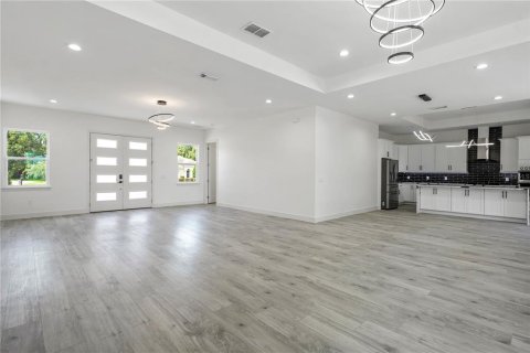 Villa ou maison à vendre à Leesburg, Floride: 4 chambres, 276.11 m2 № 2291219 - photo 11