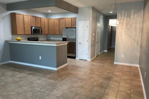 Townhouse in Pinellas Park, Florida 3 bedrooms, 139.35 sq.m. № 1843404 - photo 8